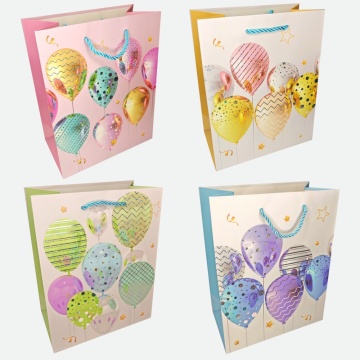 Пакет подар. бумажн. 18*24*8,5 см 210 гр/м2 Шары, 4 дизайна