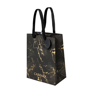 Пакет подар. бумажн. 18*23*10 см 210гр/м2 Carrara. Black