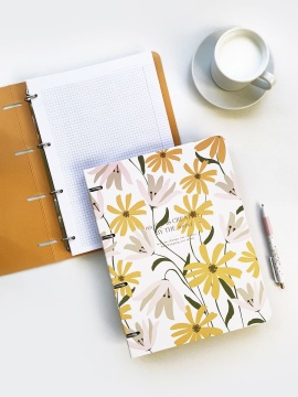 Тетрадь  А4 120л кл. на кольцах Infolio "Be Smart. April. Цветы"