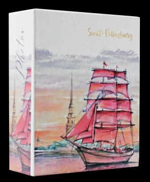 Фотоальбом 100 фото 10*15см SPb. Санкт-Петербург. Алые паруса, пластик.стр.