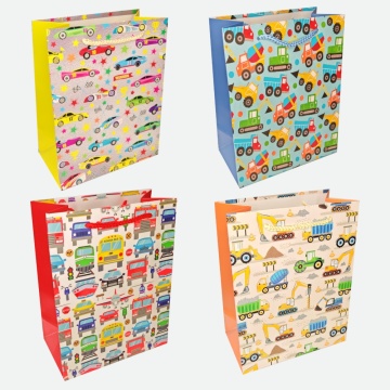Пакет подар. бумажн. 18*23*10 см 210 гр/м2 Машинки, 4 дизайна