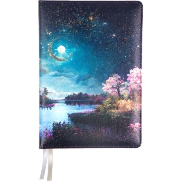 Ежедневник недат. А5 deVENTE Nature 272 стр.,темно-синий с дизайном ,тв.обл.,кожзам, ляссе