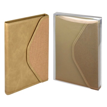 Ежедневник недат. А5+ 160л., кож.зам., тв.пер. "Лейкер Пике бежевый" тиснен., ляссе, магнит