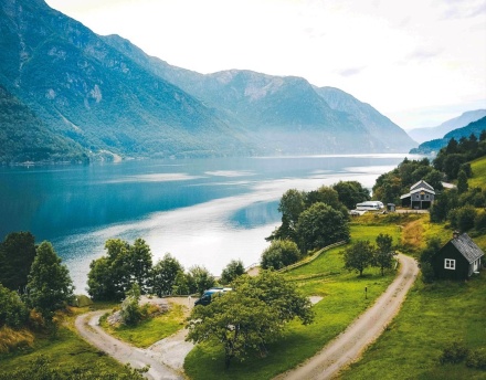 Календарь Трио 295*720мм на 2026г. Озеро_домики