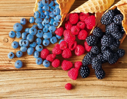 Календарь Трио 295*720мм на 2026г. Ягоды в рожках, объем