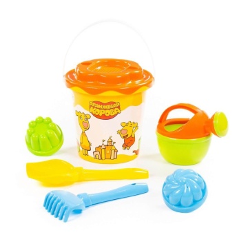 Набор игрушек. "Оранжевая корова" ведро среднее,ситечко "Солнышко",лопатка 5, грабельки 5, 2 формы