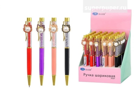 Шариковая ручка с поворотным механизмом; с подвеской-КОТЁНОК (с жемчугом); комбинированный корпус-нижняя часть корпуса -цветная .ассорти., прозрачная часть корпуса с наполнителем-стразы, цвет чернил-синий.