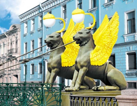 Календарь Трио металл+объем  295*720мм на 2025г.  Грифоны